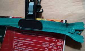 Chakalaka-Chiptstüte-ReissverschlussA1 Chakalaka-Chiptstüte-ReissverschlussA1